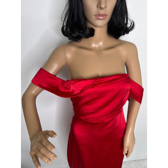 NWT Vesper London Red Off-Shoulder Drape Neck Bodycon Midi Dress Size XS - Picture 9 of 16